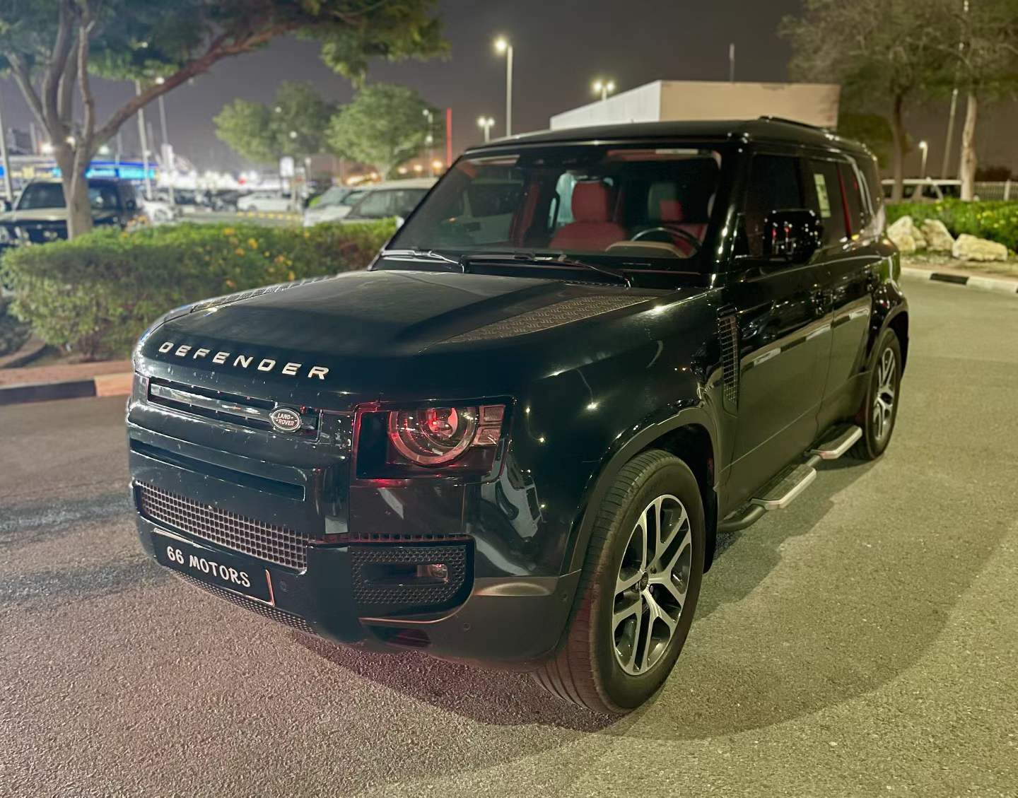 2023 Land Rover Defender 110 GCC 2.0 TC I4 4WD