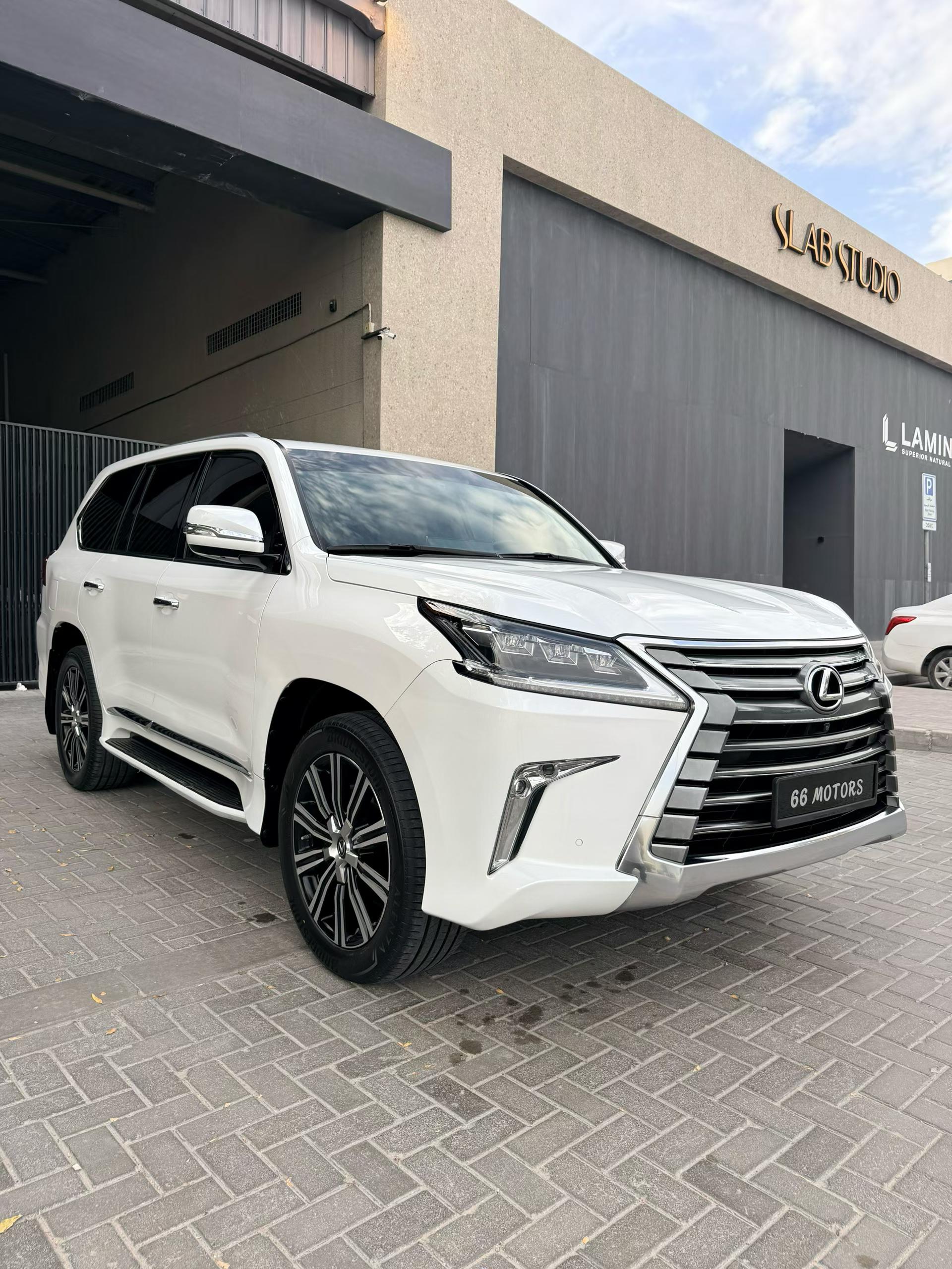 2021 Lexus LX570 GCC