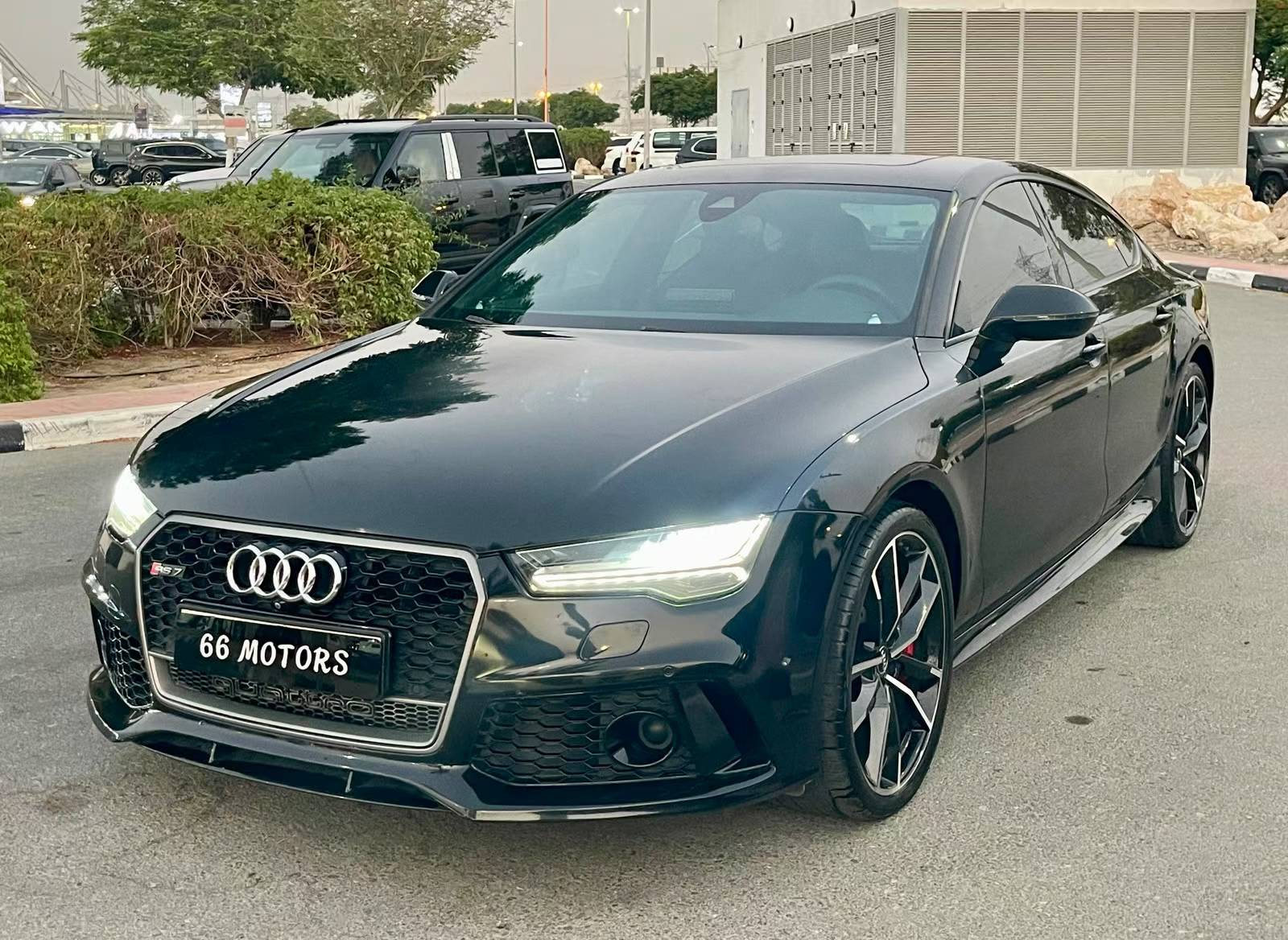 2017 Audi RS 7 Sportback 4.0 TFSI quattro GCC — 110,000 km