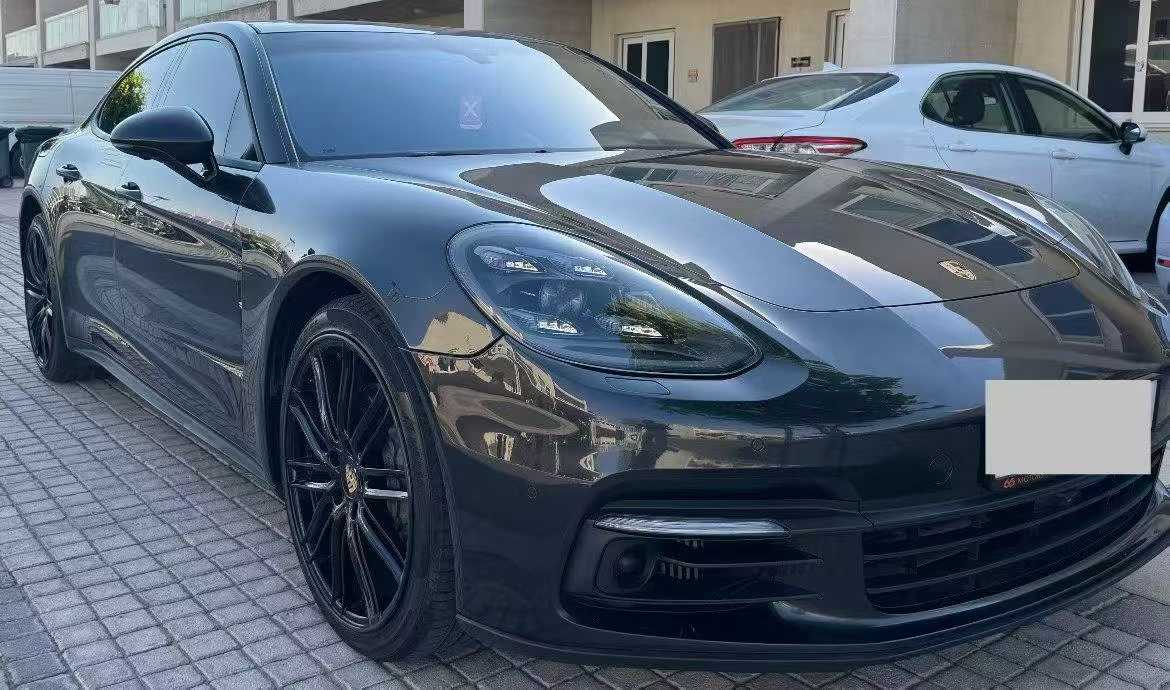 2017 Porsche Panamera 4S GCC