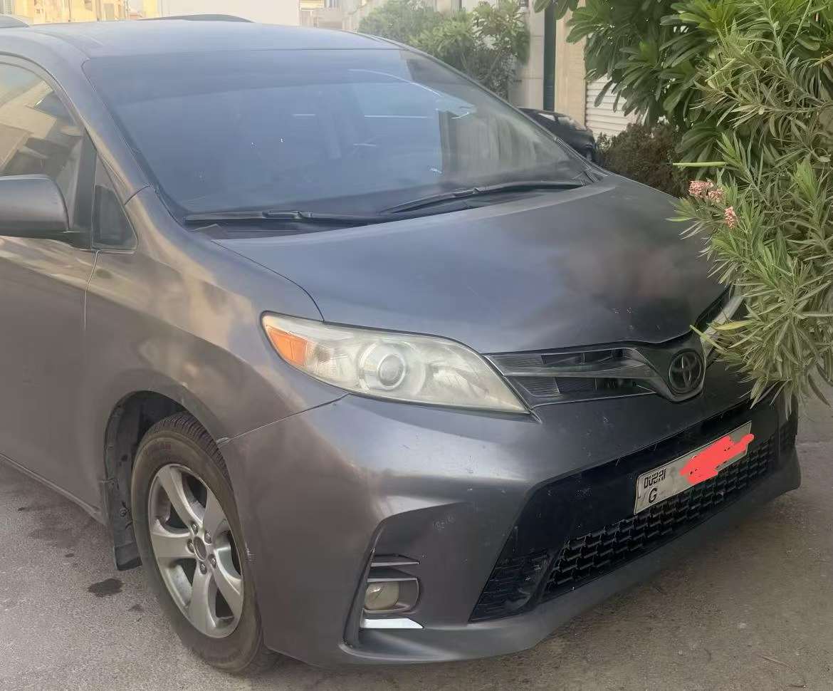 2017 Toyota Sienna US Specification