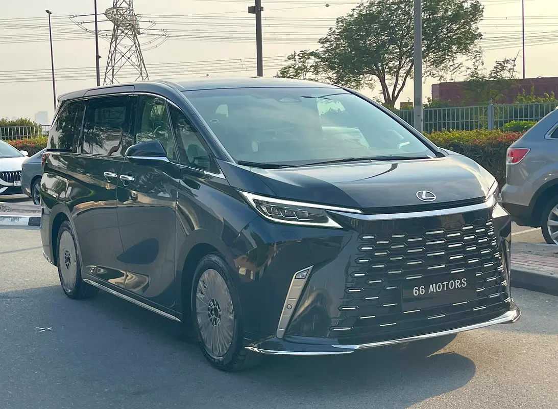 لكزس LM 350h Sports Luxury 2026، ممشى 20 كم، مواصفات أوروبية