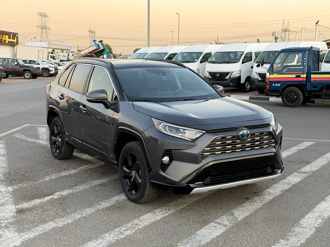 2021 Toyota RAV4 XSE Hybrid AWD - Full Options USA Import
