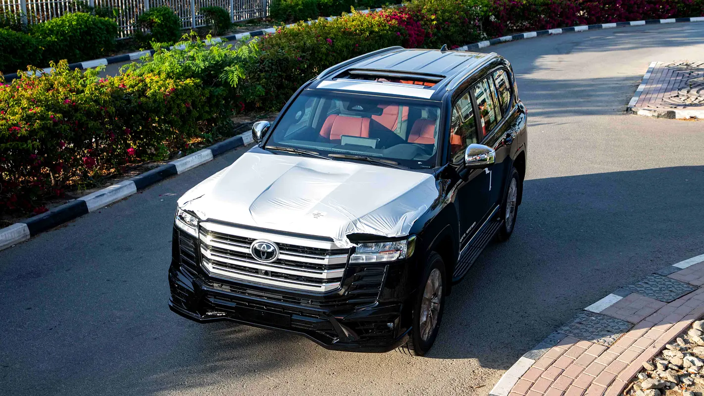 2026 Toyota Land Cruiser GXR 3.5L GCC, 0 km, Export Only