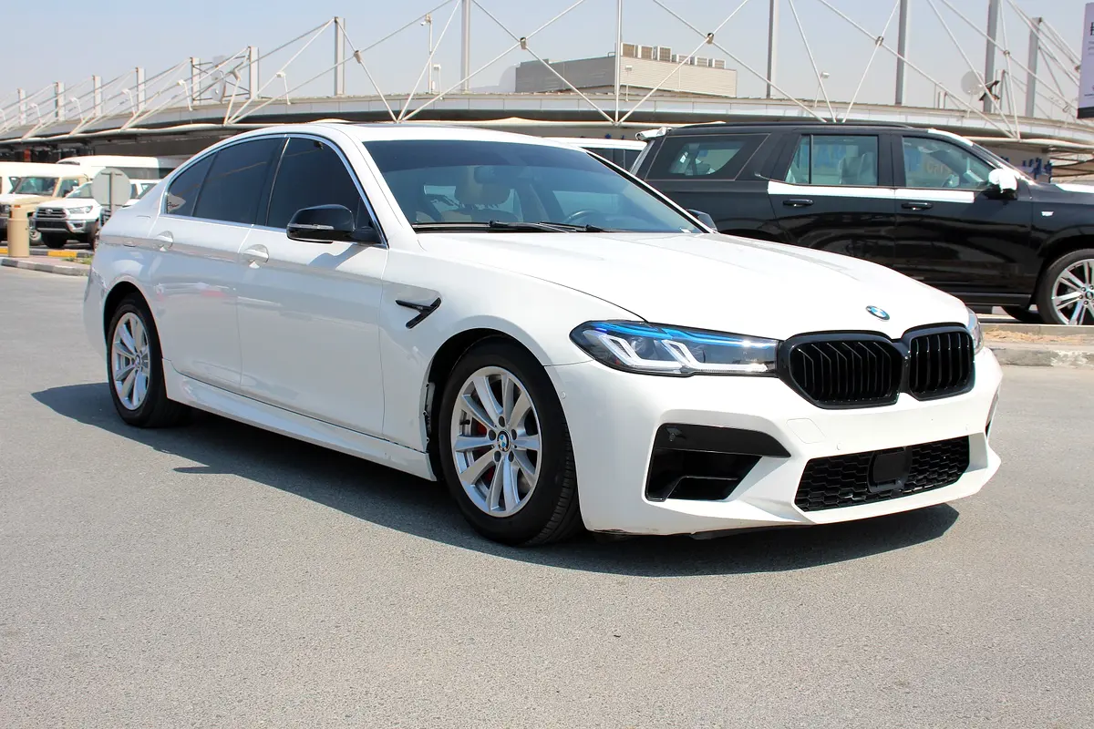 2015 BMW 535i GCC M-Kit, 137,000 km