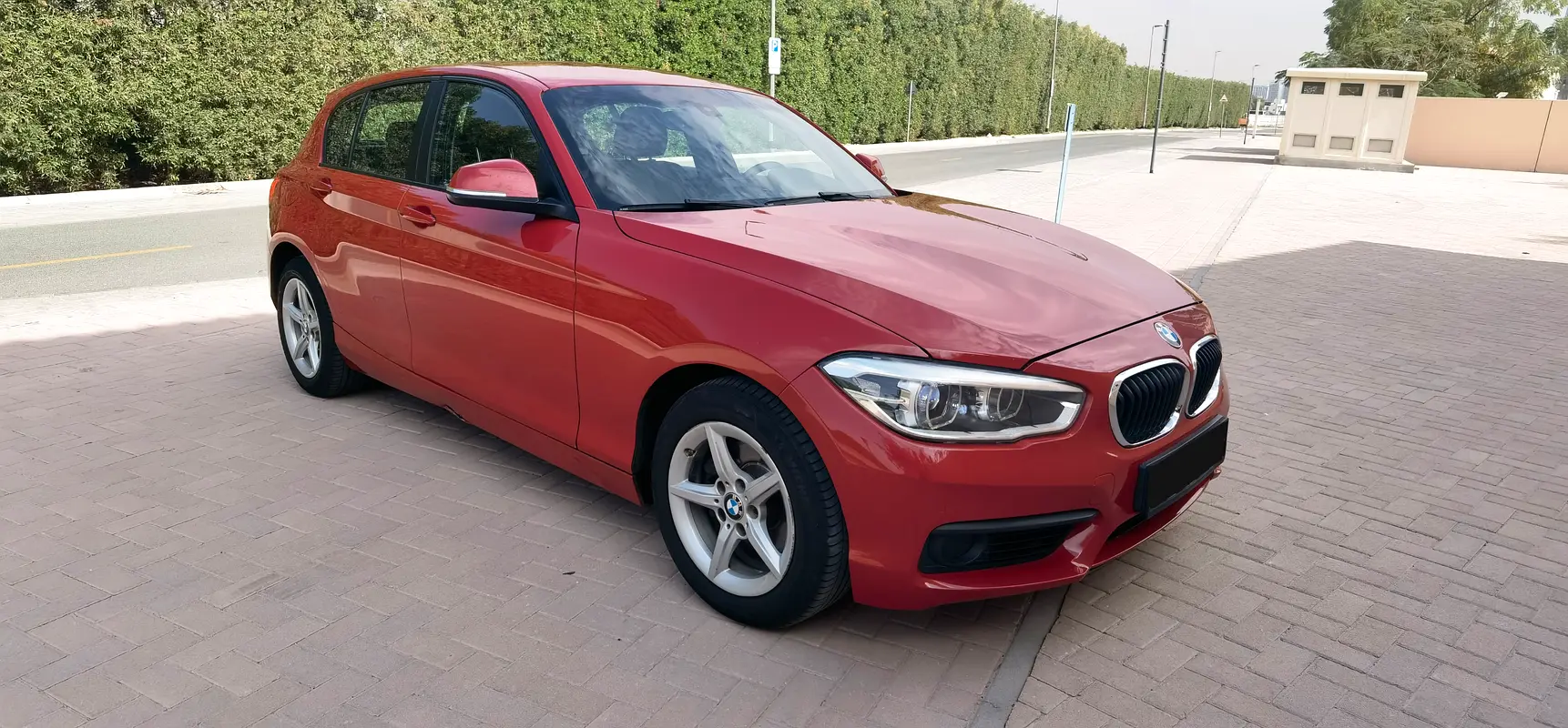 مواصفات سيارة BMW 120I موديل 2019 في دول مجلس التعاون الخليجي