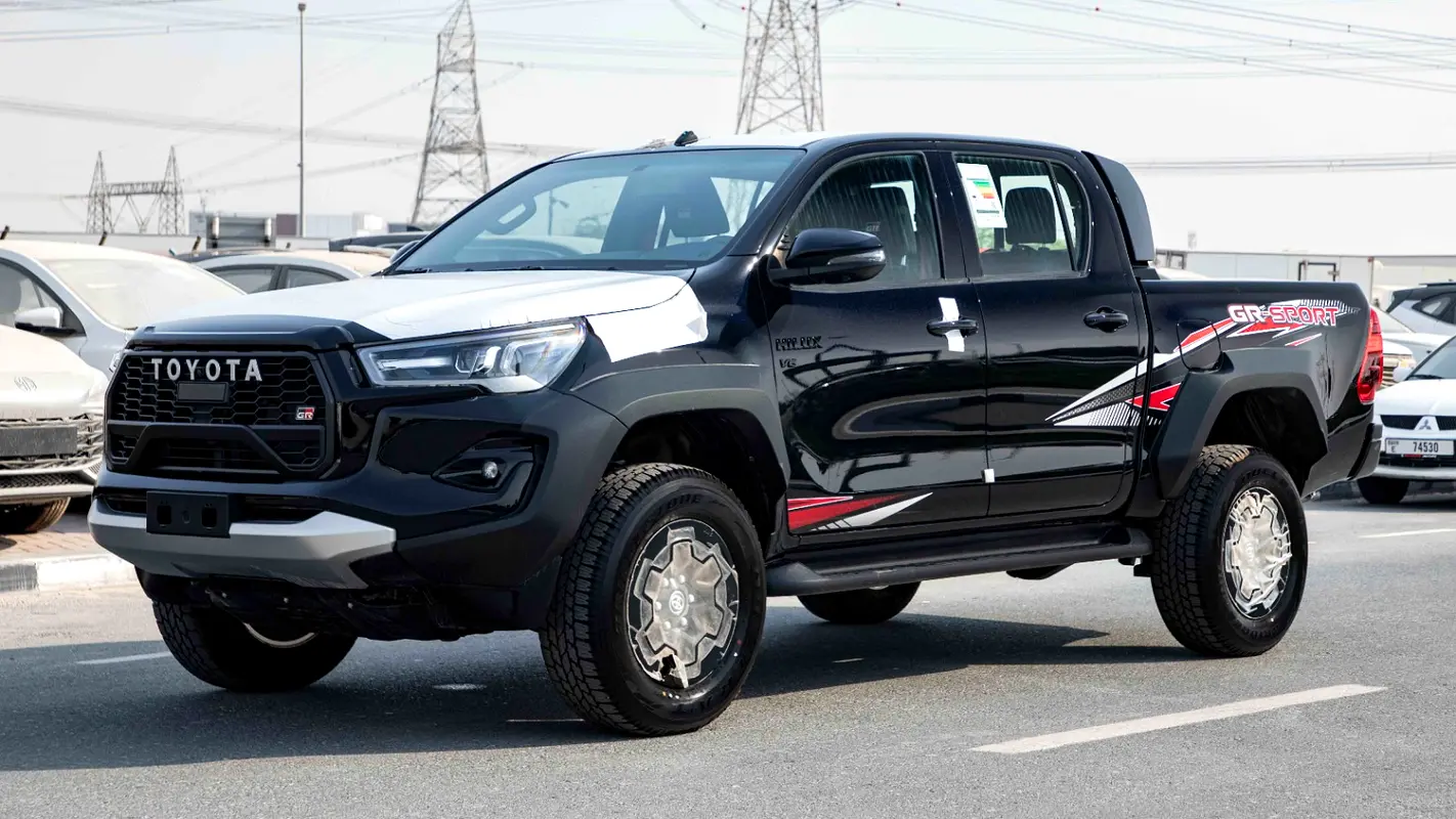 2026 Toyota Hilux GR Sport 4.0L 4WD GCC Specs - 0 km