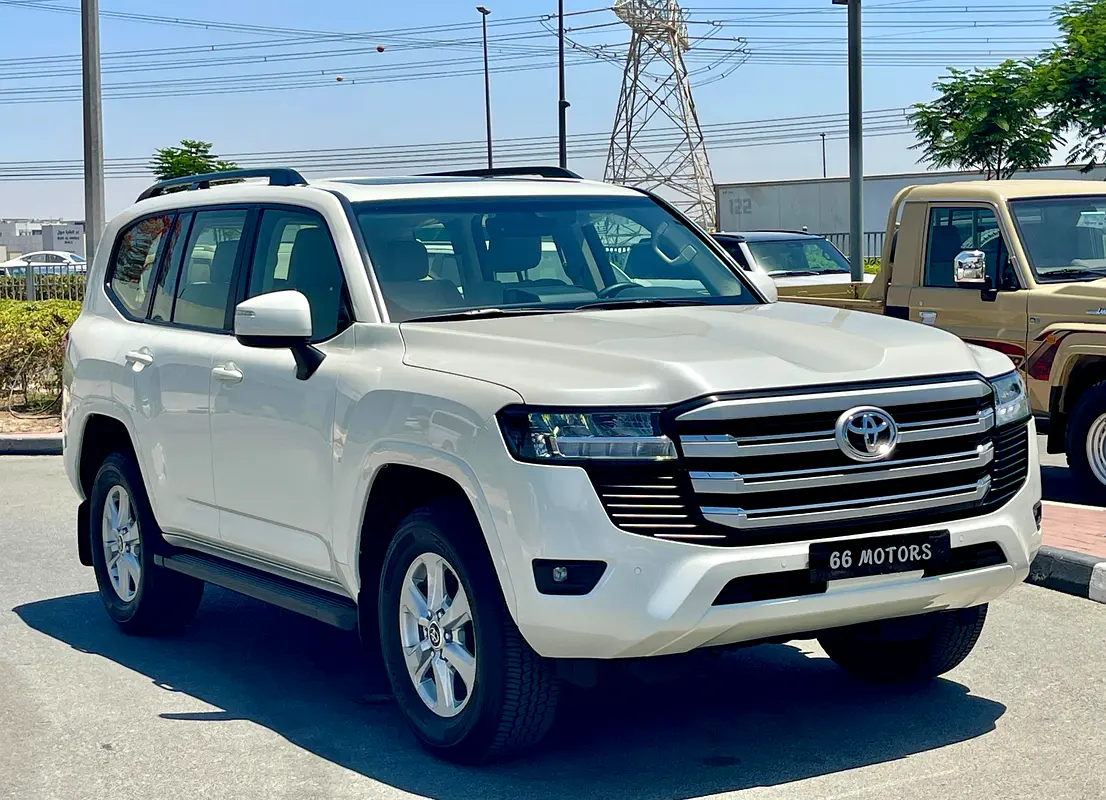 2025 Toyota Land Cruiser EXR GCC Specs | 4,124 km | AED 235,000