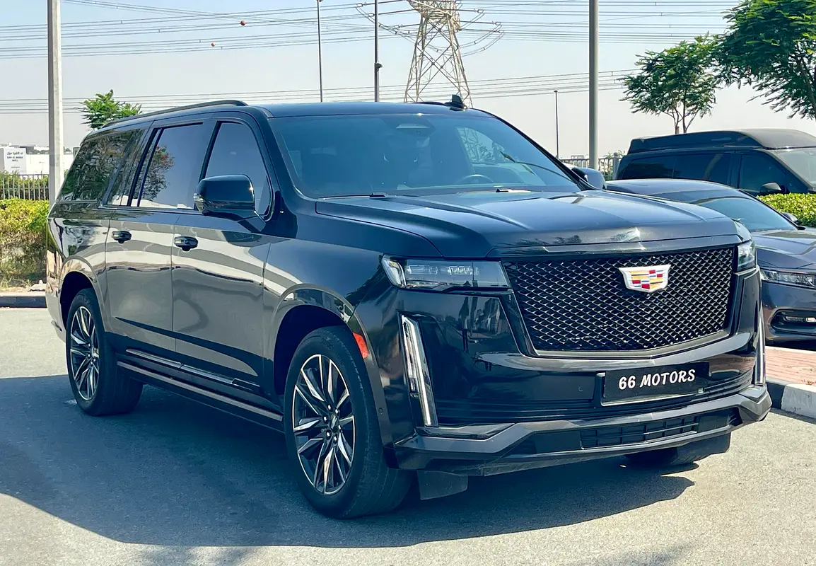 2023 Cadillac Escalade ESV Premium Luxury | GCC Specs | 21,295 km