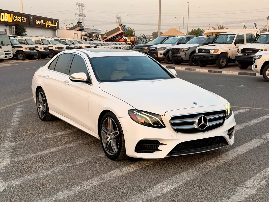 2018 Mercedes-Benz E 300 American Specs - AED 65,000