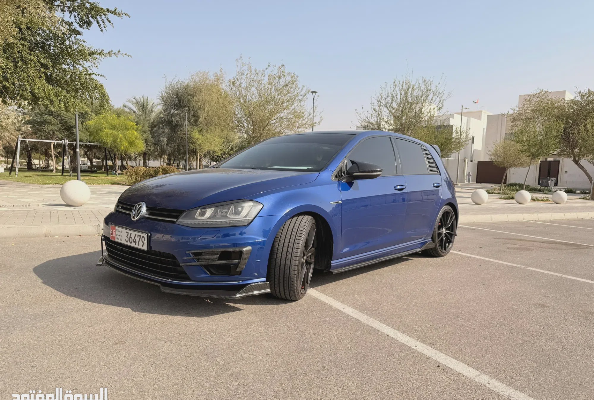 2015 Volkswagen Golf R Standard
