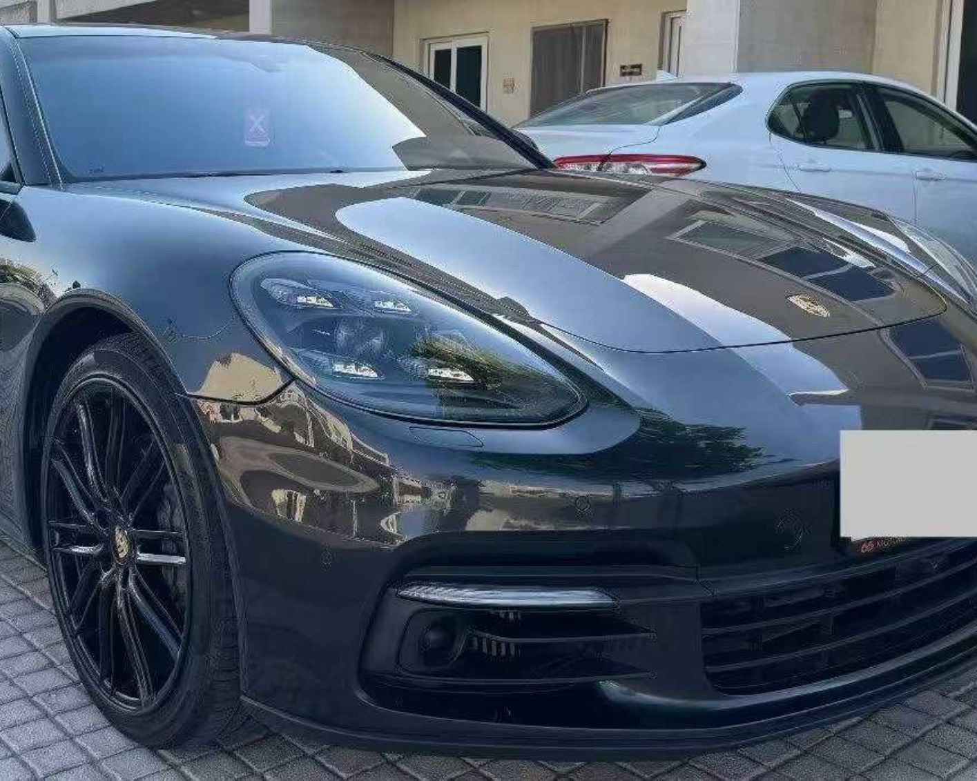 بورشه باناميرا 4S موديل 2017 خليجية — 140,000 كم
