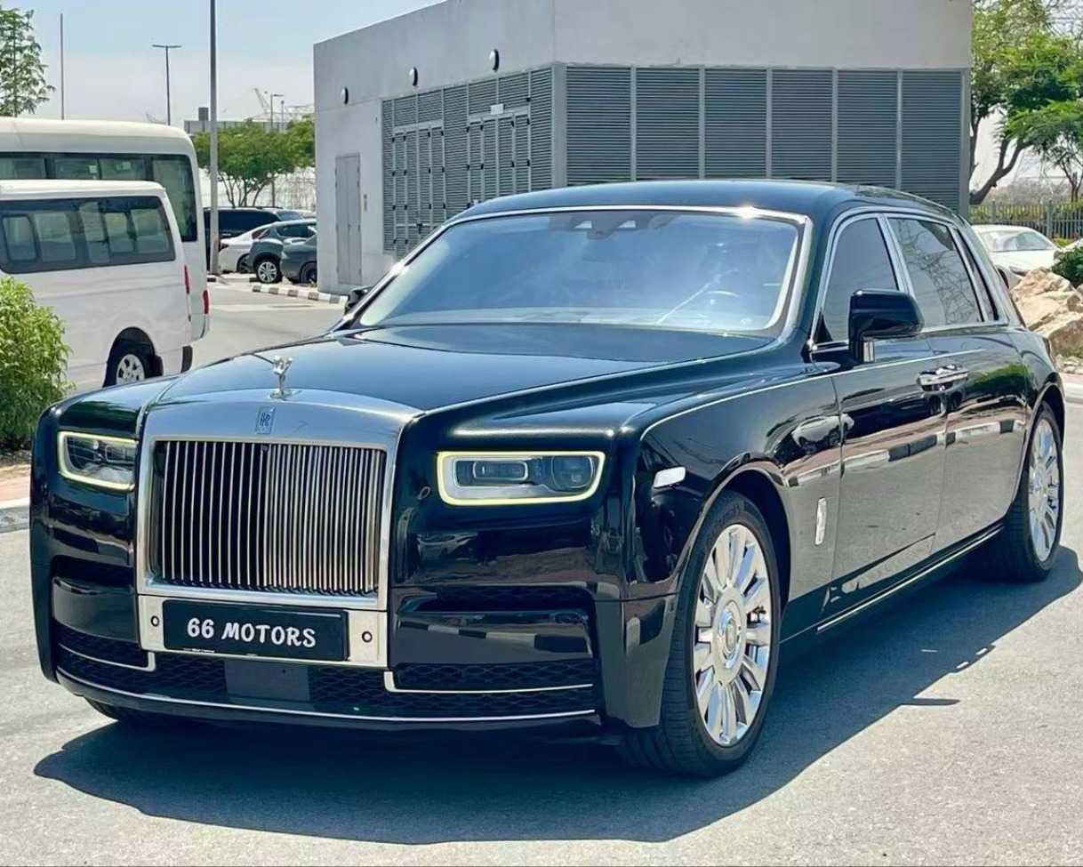 2019 Rolls-Royce Phantom EWB GCC – AED 999,900
