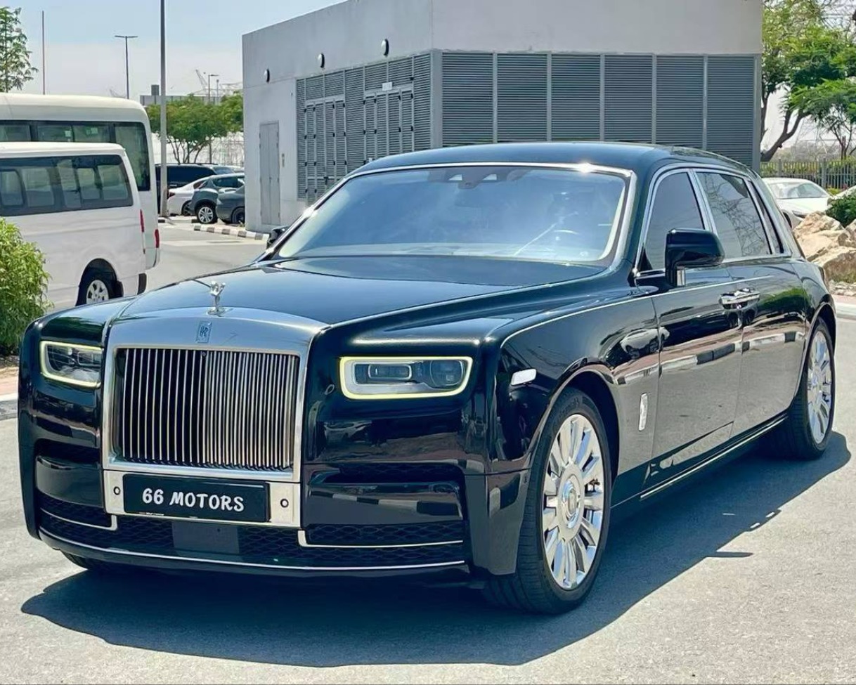2019 Rolls-Royce Phantom Extended Wheelbase GCC — AED 999,900