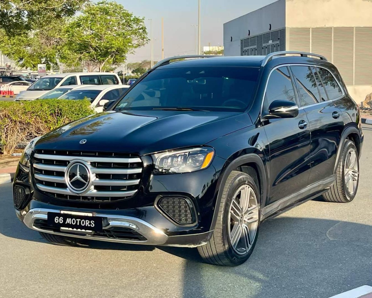 2025 Mercedes-Benz GLS 450 4MATIC US Spec, 26,000 km
