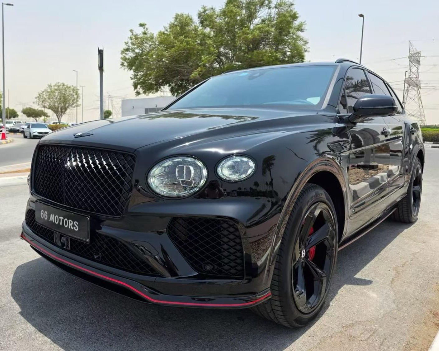 2025 Bentley Bentayga Black Edition GCC, 1,400 km