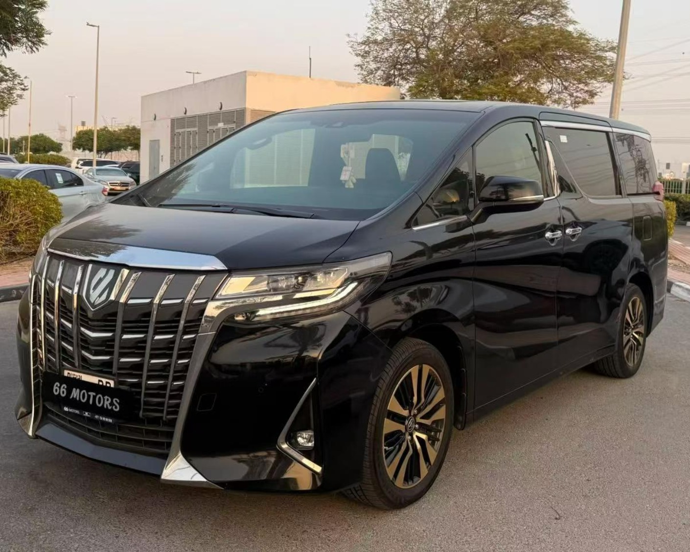 2022 Toyota Alphard 3.5 V6, 79,000 km