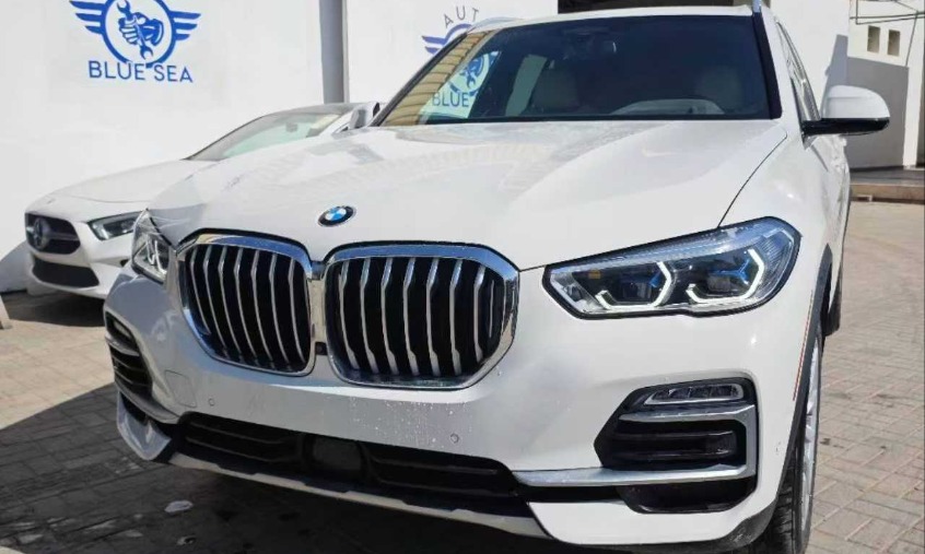 2020 BMW X5 sDrive40i 3.0 Turbo US Specs, 53,694 km