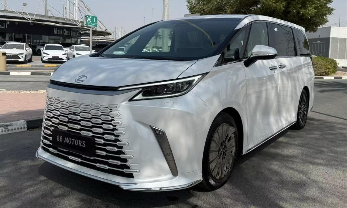2026 Lexus LM 350h VIP 4-Seat — AED 599,900