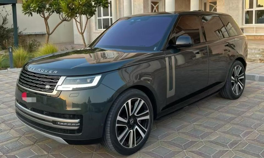 2023 Land Rover Range Rover HSE P530 GCC — 50,000 km — AED 425,000