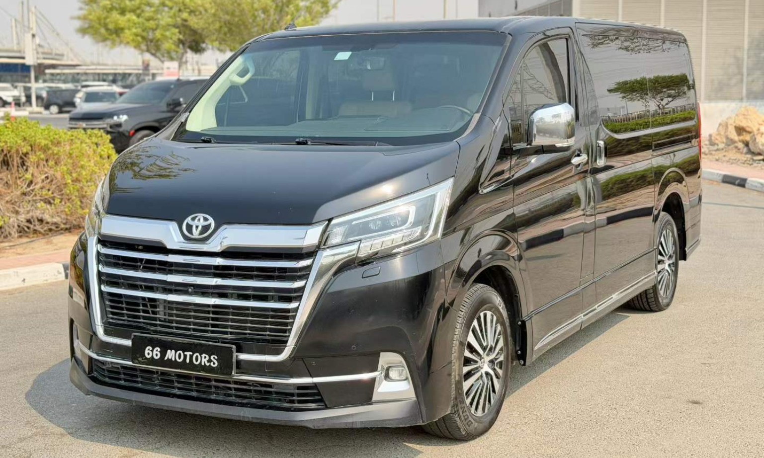 2023 Toyota Granvia Premium GCC — 68,000 km — AED 129,900