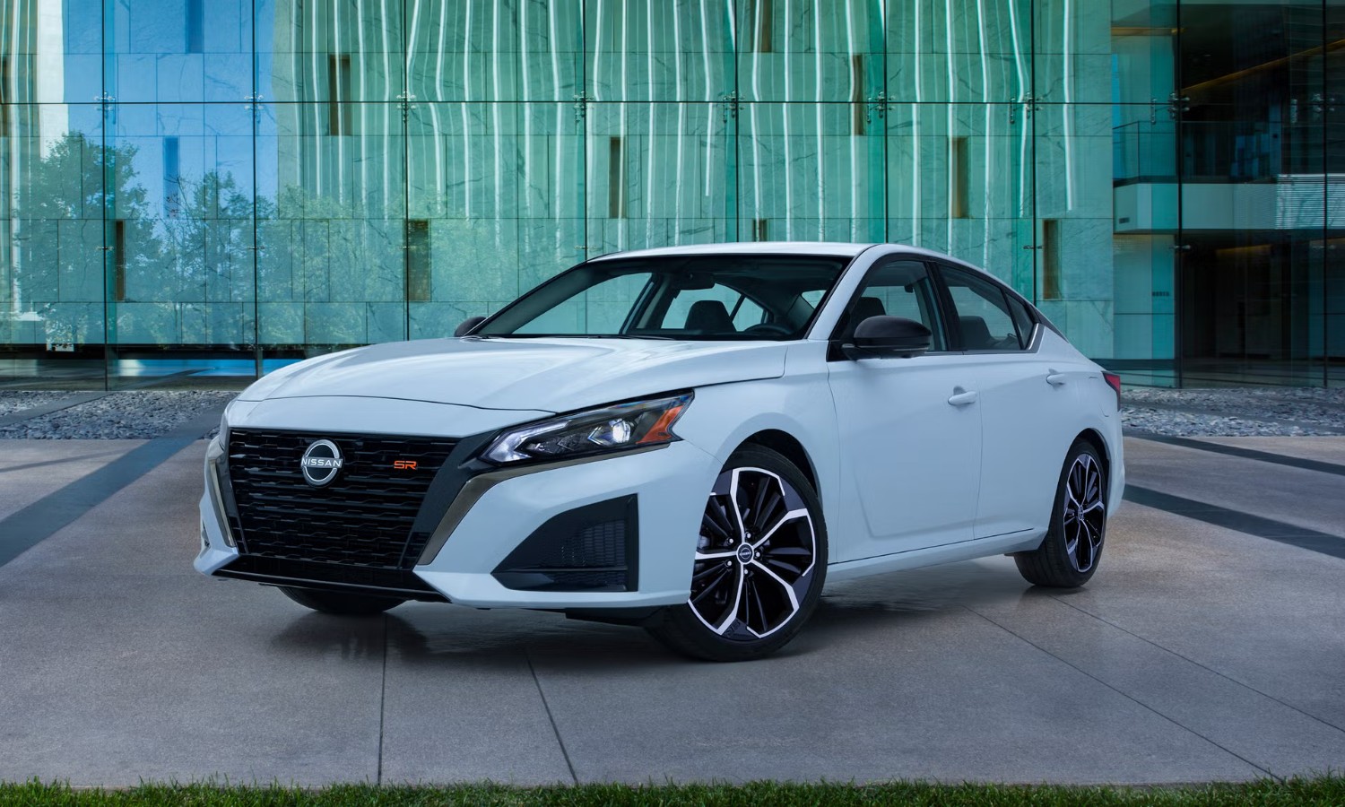 nissan altima 2023 2.5 I4 FWD